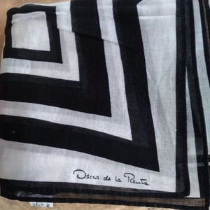 Vintage Oscar de la Renta Square Black & White Scarf | Size 22"x22"